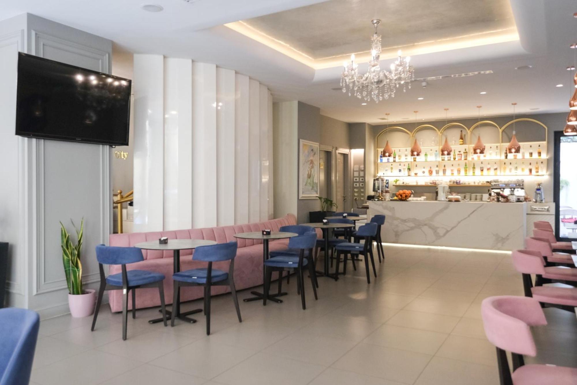 Golden City Hotel , Tirana Exterior photo