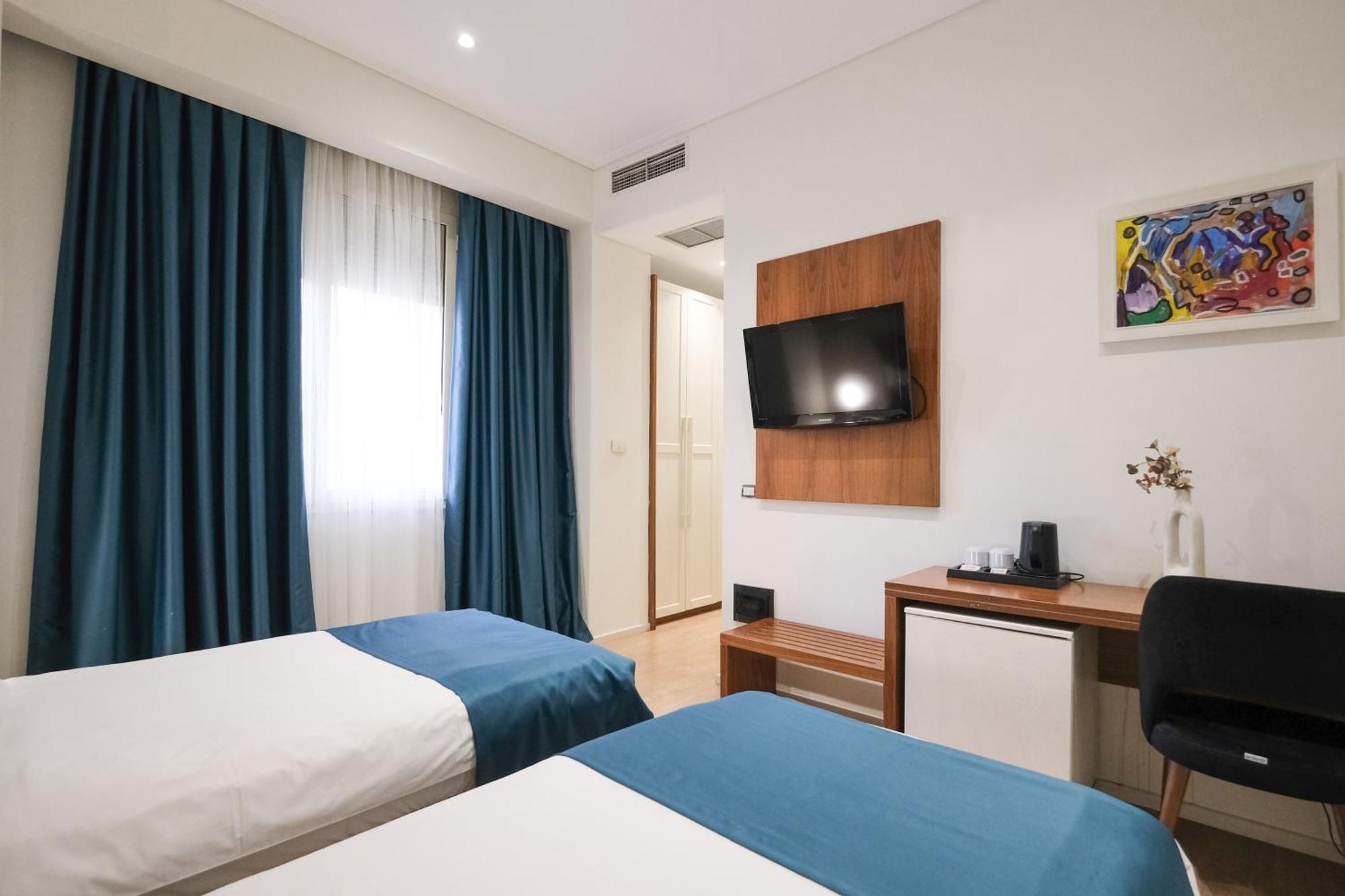 Golden City Hotel , Tirana Exterior photo