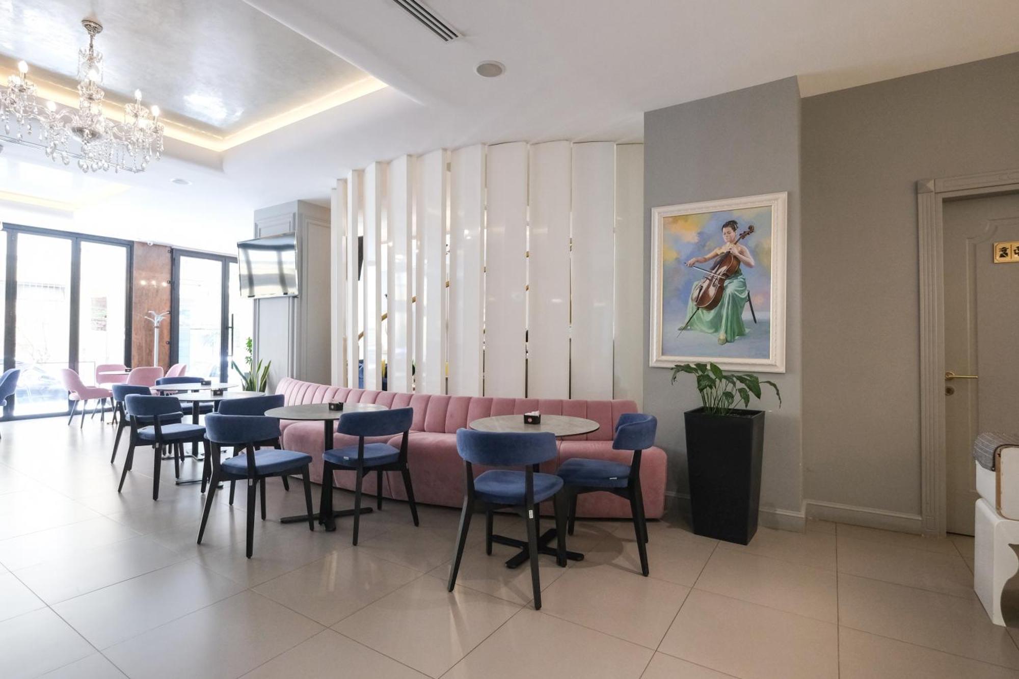 Golden City Hotel , Tirana Exterior photo