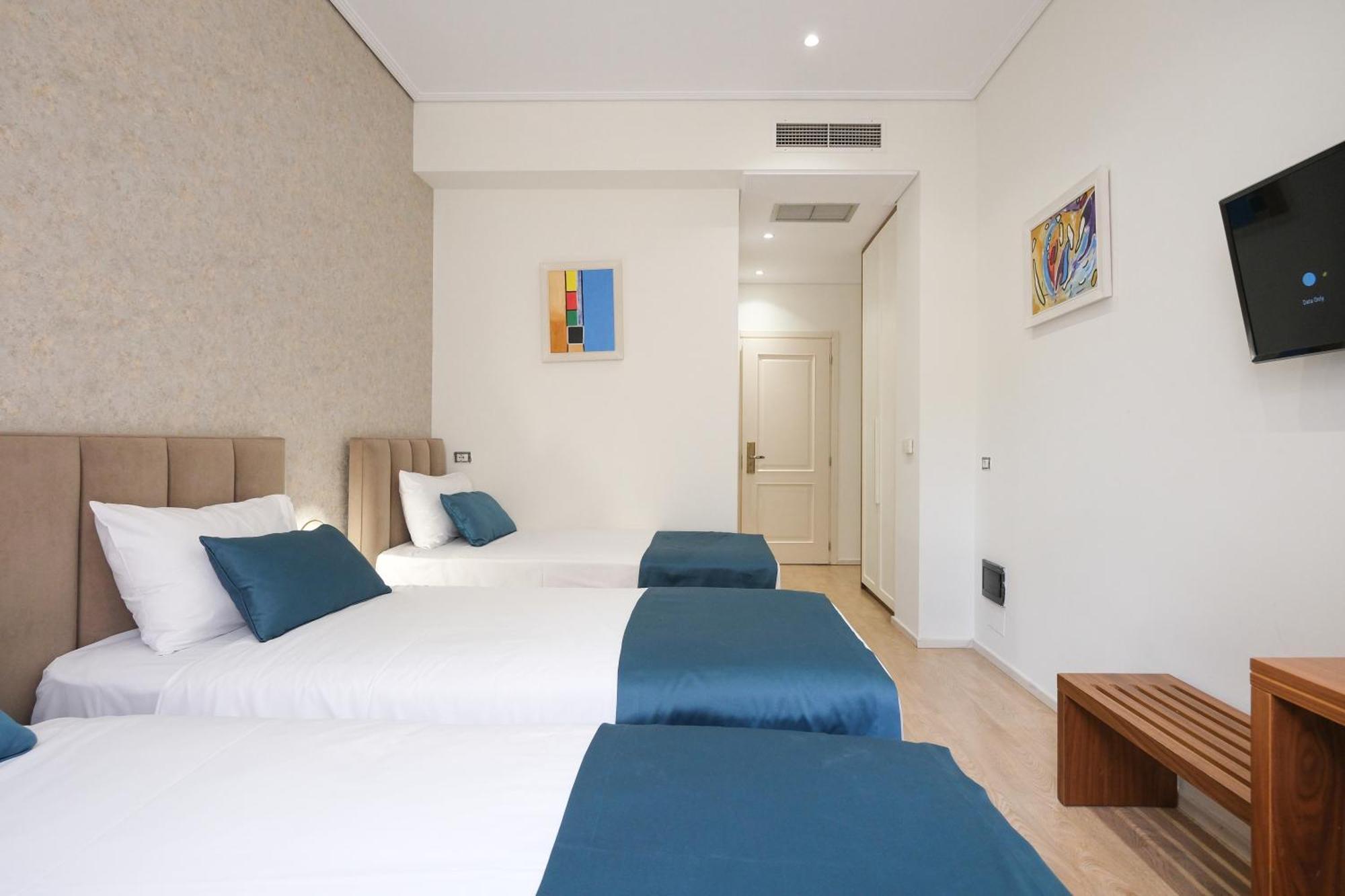 Golden City Hotel , Tirana Exterior photo